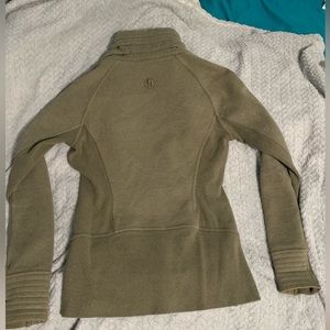 lululemon olive green full zip jacket. size medium-large